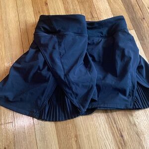 Lulu lemon black tennis skirt- 12